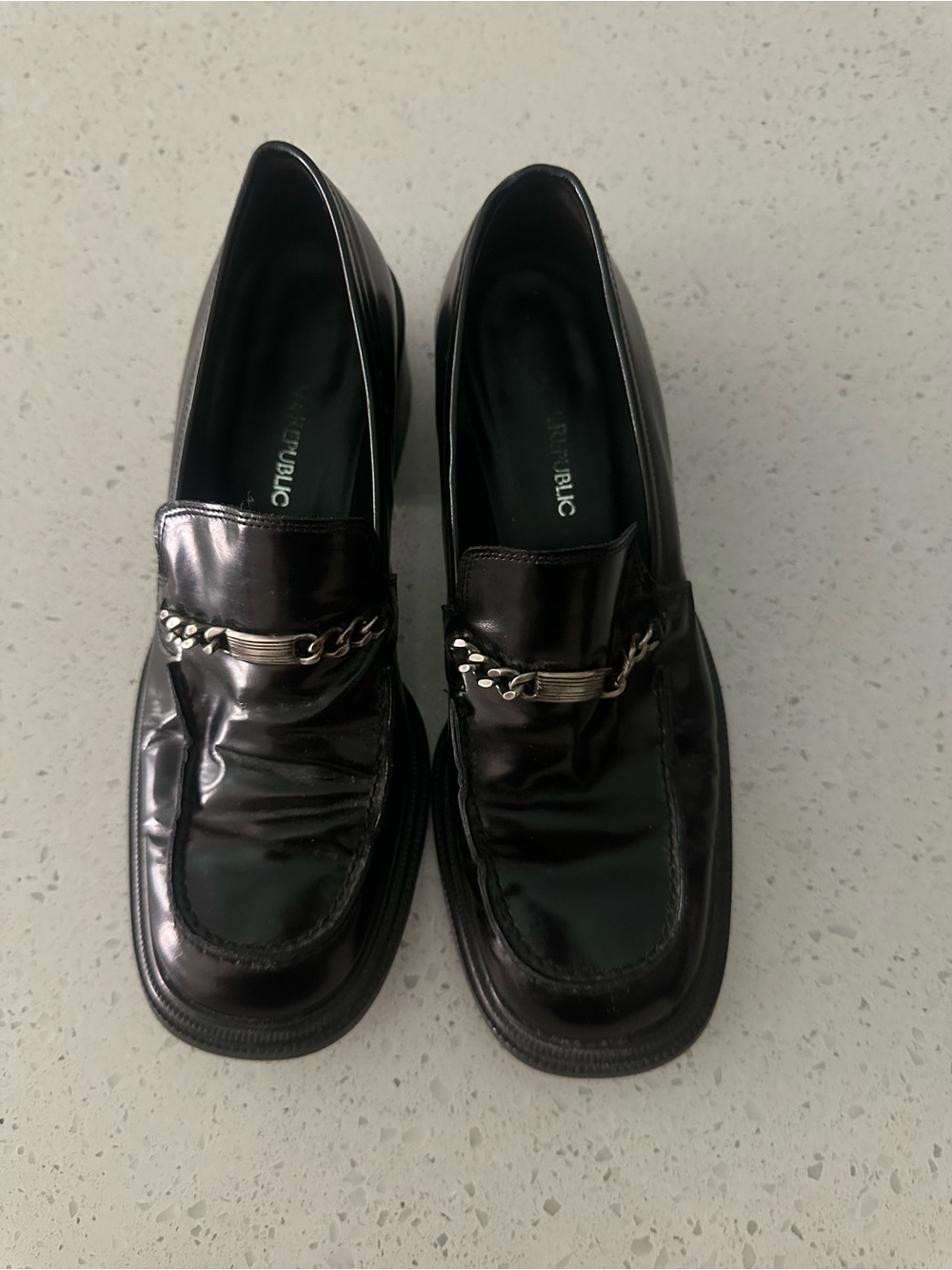 Vintage Banana Republic Black Leather Chain-Trim Loafers 7